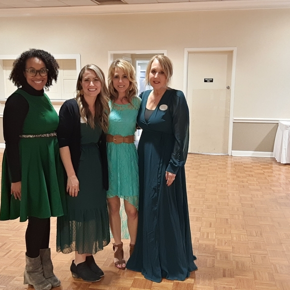 NWOT Unbranded Denim Shorts Size Medium - Picture 6 of 8